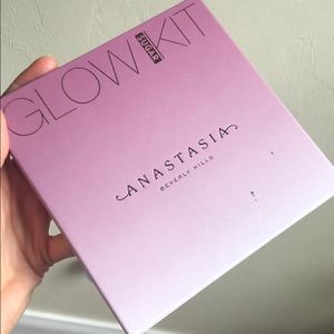 Anastasia glow kit SUGAR